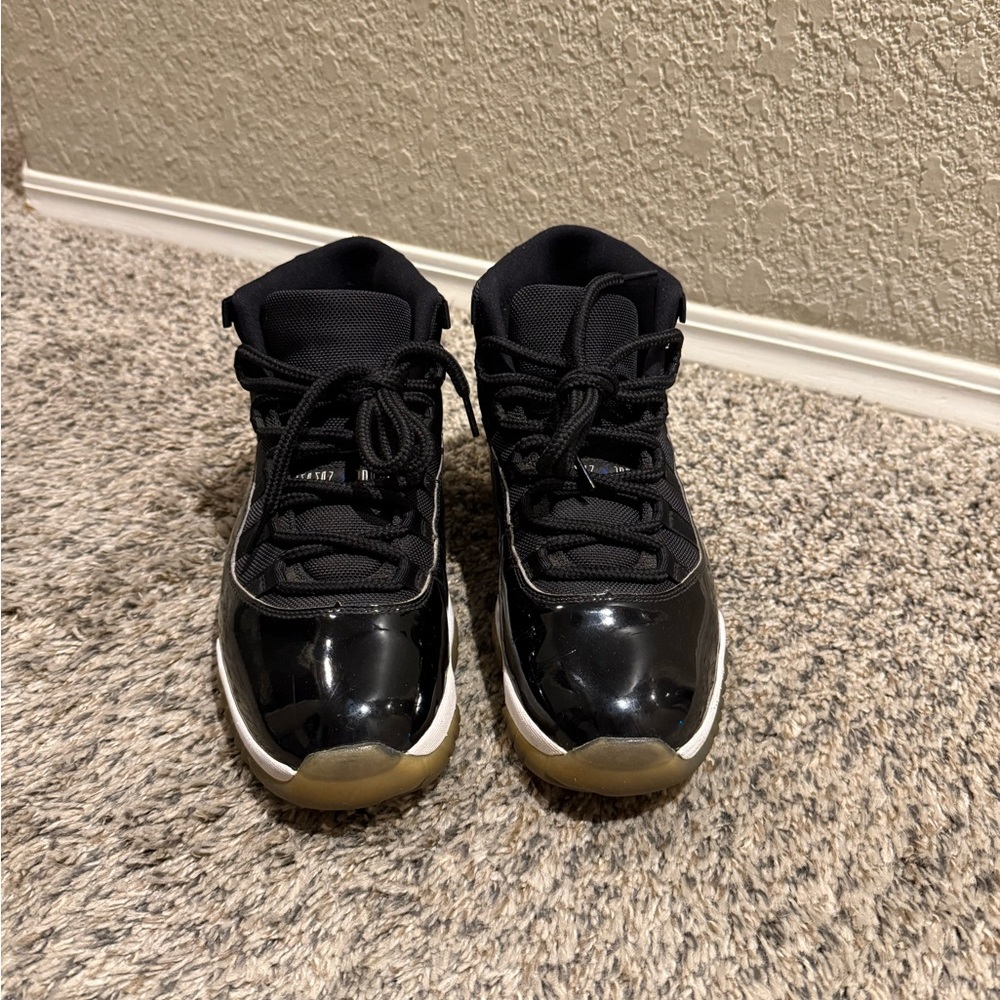 Jordan 11 Retro Space Jam (2016)